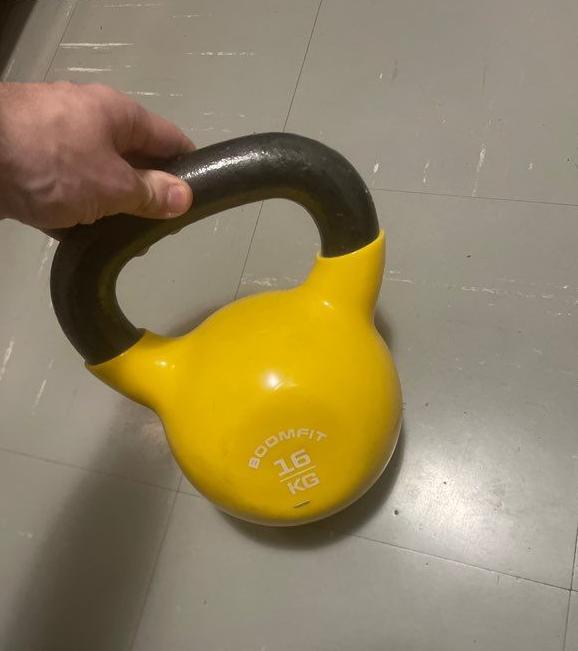 ../../assets/common_files/sports/kettlebell1.jpg
