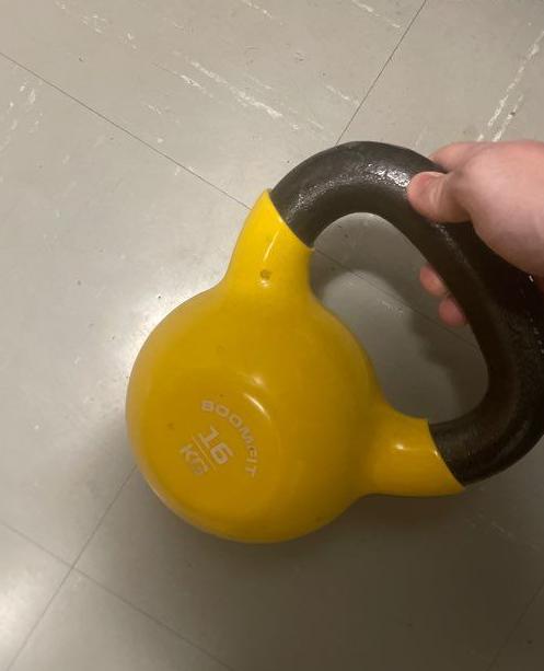 ../../assets/common_files/sports/kettlebell2.jpg